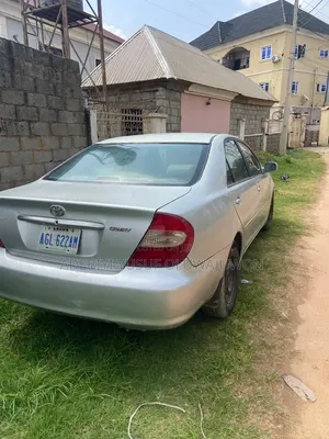 Toyota Camry 2004 Silver