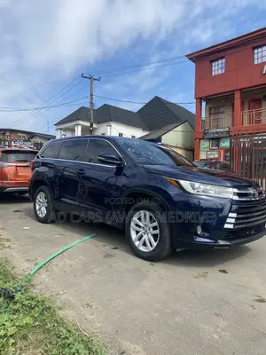 Toyota Highlander 2015 Blue