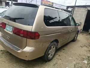 Honda Odyssey 2003 Brown