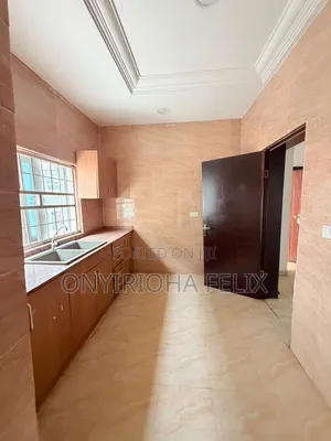 2bdrm Block of Flats in Gwarinpa Main, Bunkoro for rent