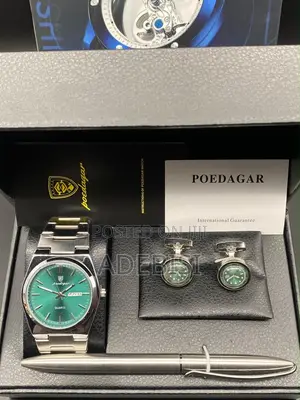 Poedagar Watch