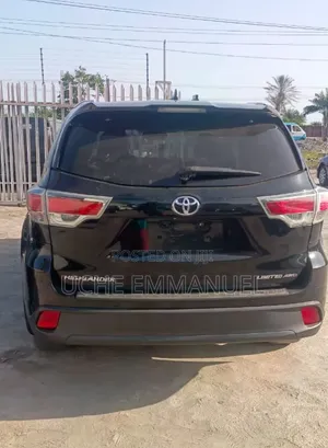 Toyota Highlander 2015 Black