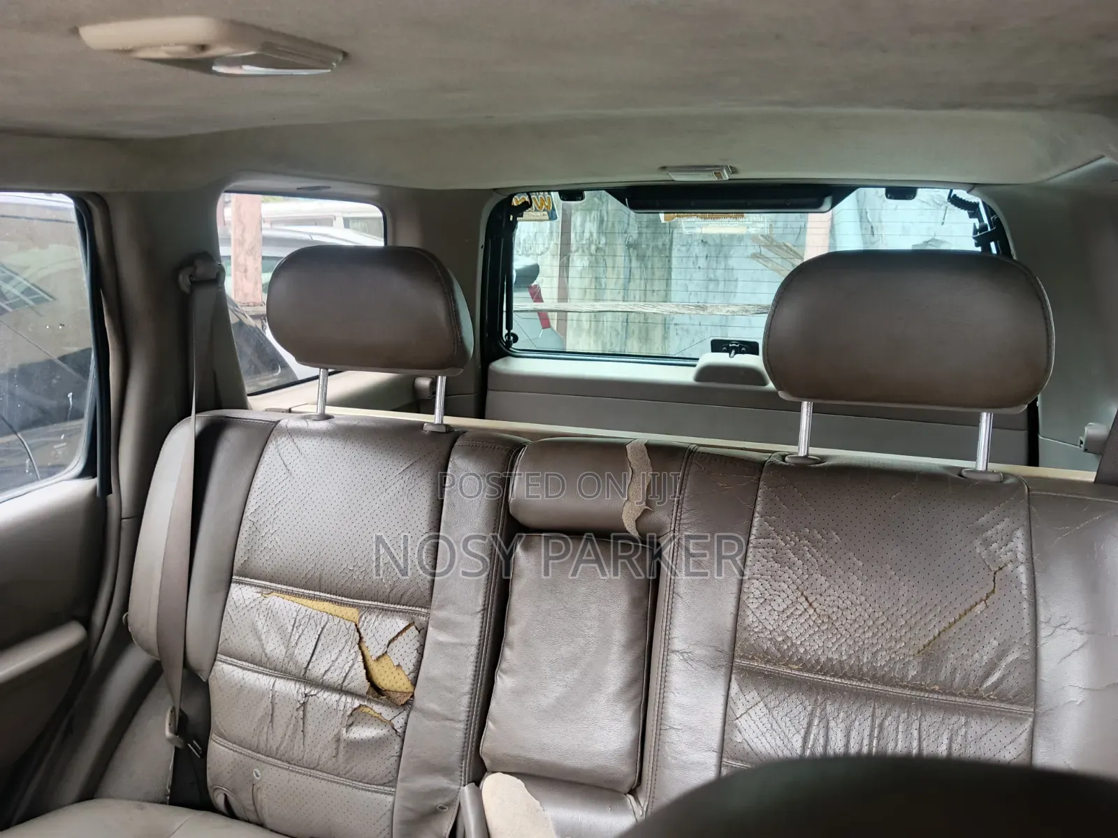 Nissan Pathfinder Automatic 2000 Black