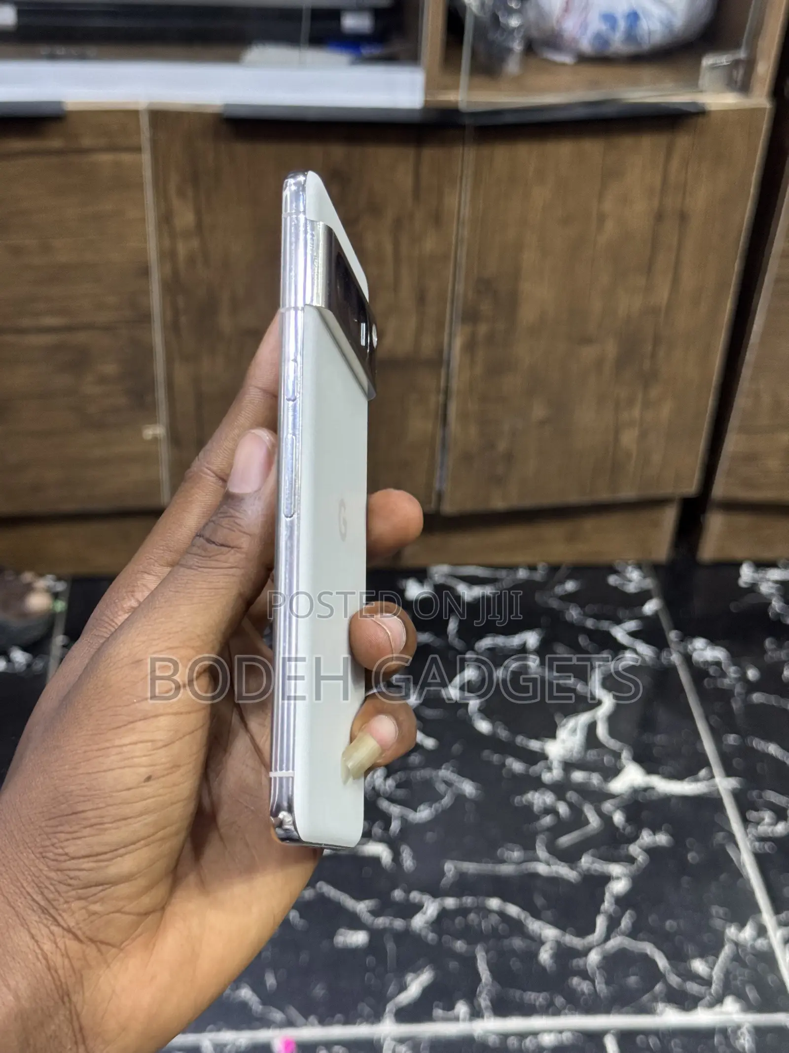 Google Pixel 8 Pro 128 GB Gold