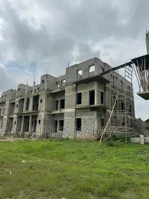 3bdrm Block of Flats in Zone B for sale