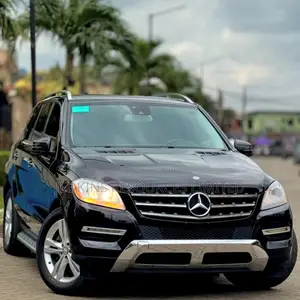 Mercedes-Benz M Class ML350 4dr SUV (3.5L 6cyl 7A) 2015 Black