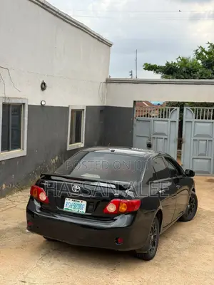 Toyota Corolla 2009 Black