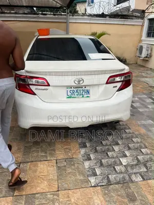 Toyota Camry SE Sport 4dr Sedan (2.5L 4cyl 6A) 2014 White