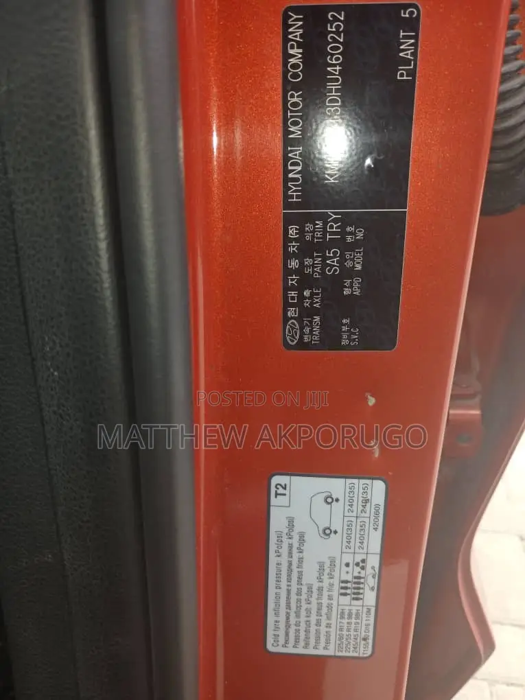 Hyundai Tucson 2017 Orange