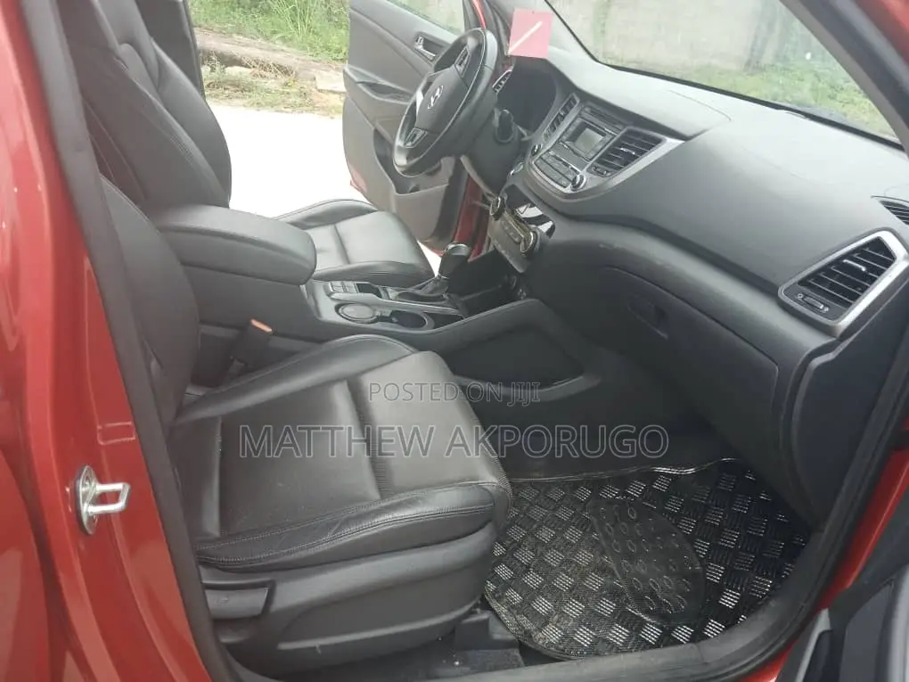 Hyundai Tucson 2017 Orange