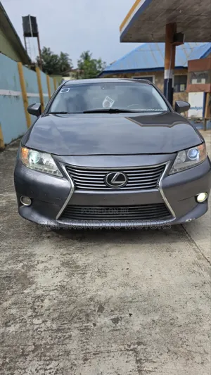 Lexus ES 2013 Gray