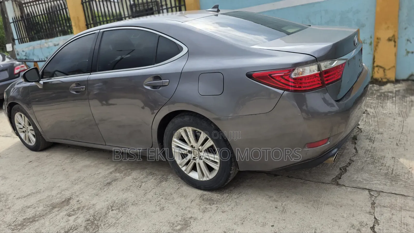 Lexus ES 2013 Gray