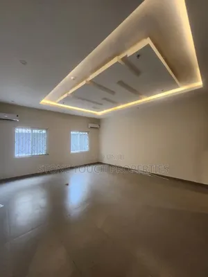 3bdrm Block of Flats in Old Ikoyi for rent
