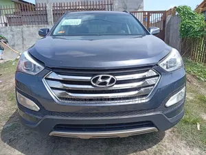 Hyundai Santa Fe 2015 Blue