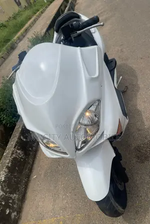 Honda Forza 2018 White