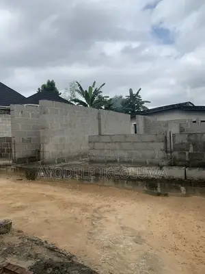 4bdrm Block of Flats in Isuti, Igando / Ikotun/Igando for sale