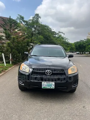 Toyota RAV4 2010 Black