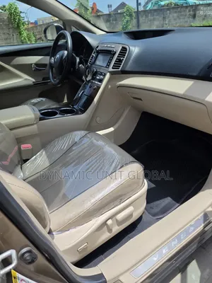 Toyota Venza V6 2011 Brown