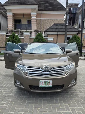 Toyota Venza V6 2011 Brown