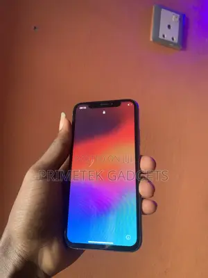Apple iPhone XS 64 GB White