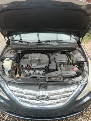 Hyundai Sonata Limited 2.0T Sedan (2.0L 4cyl 6A) 2011 Black
