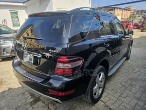 Mercedes-Benz M Class 2011 Black