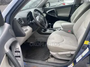 Toyota RAV4 2013 Blue
