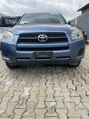 Toyota RAV4 2013 Blue