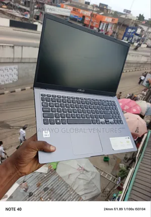 Laptop Asus VivoBook 15 X510UQ 8GB Intel Core i3 SSD 256GB