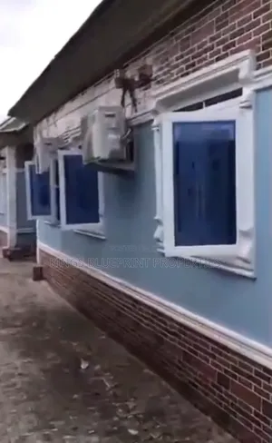 3bdrm Bungalow in Oteri Road Ughelli, Warri for sale