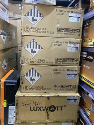 5kwh 26.5v and 48v Luxwatt Solar Lithium Ion Phosphate Batteries
