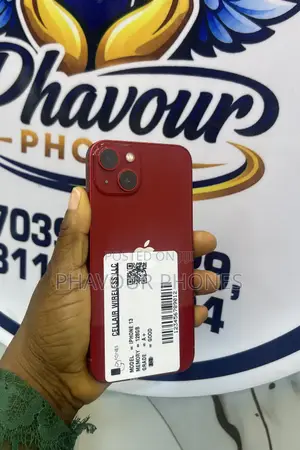 Apple iPhone 13 128 GB Red