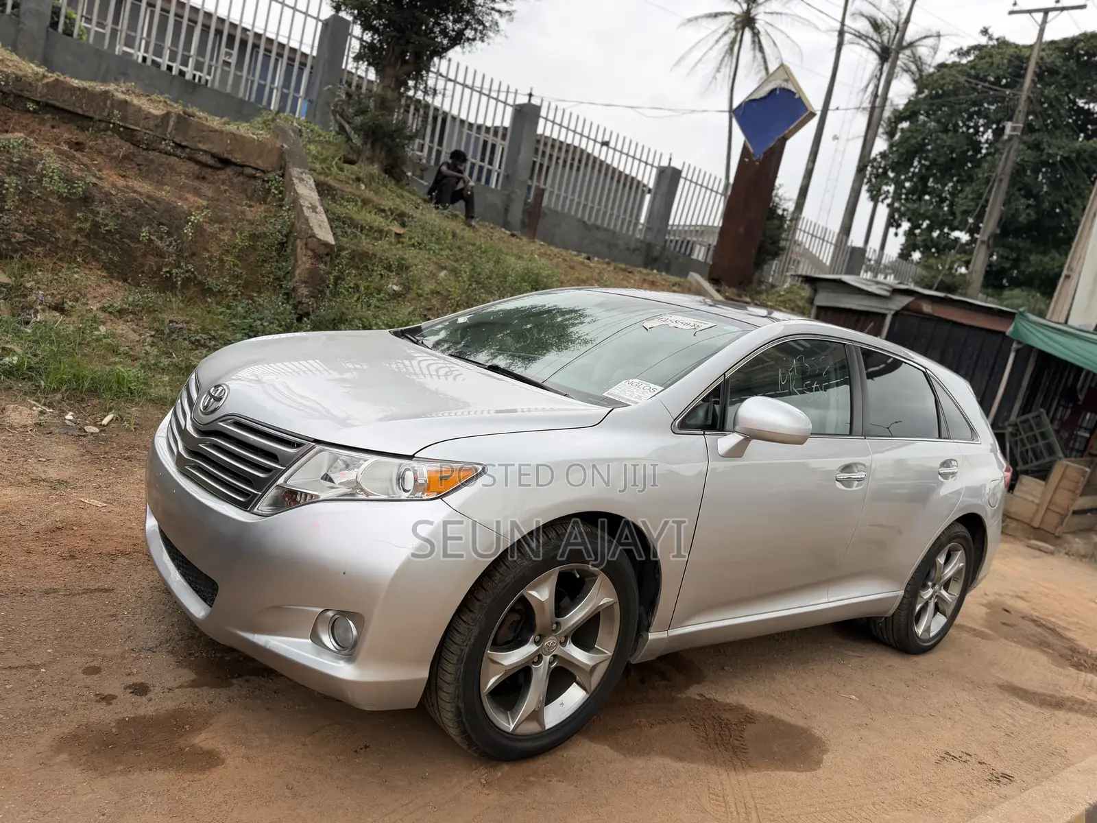 Toyota Venza LE 2010 Silver
