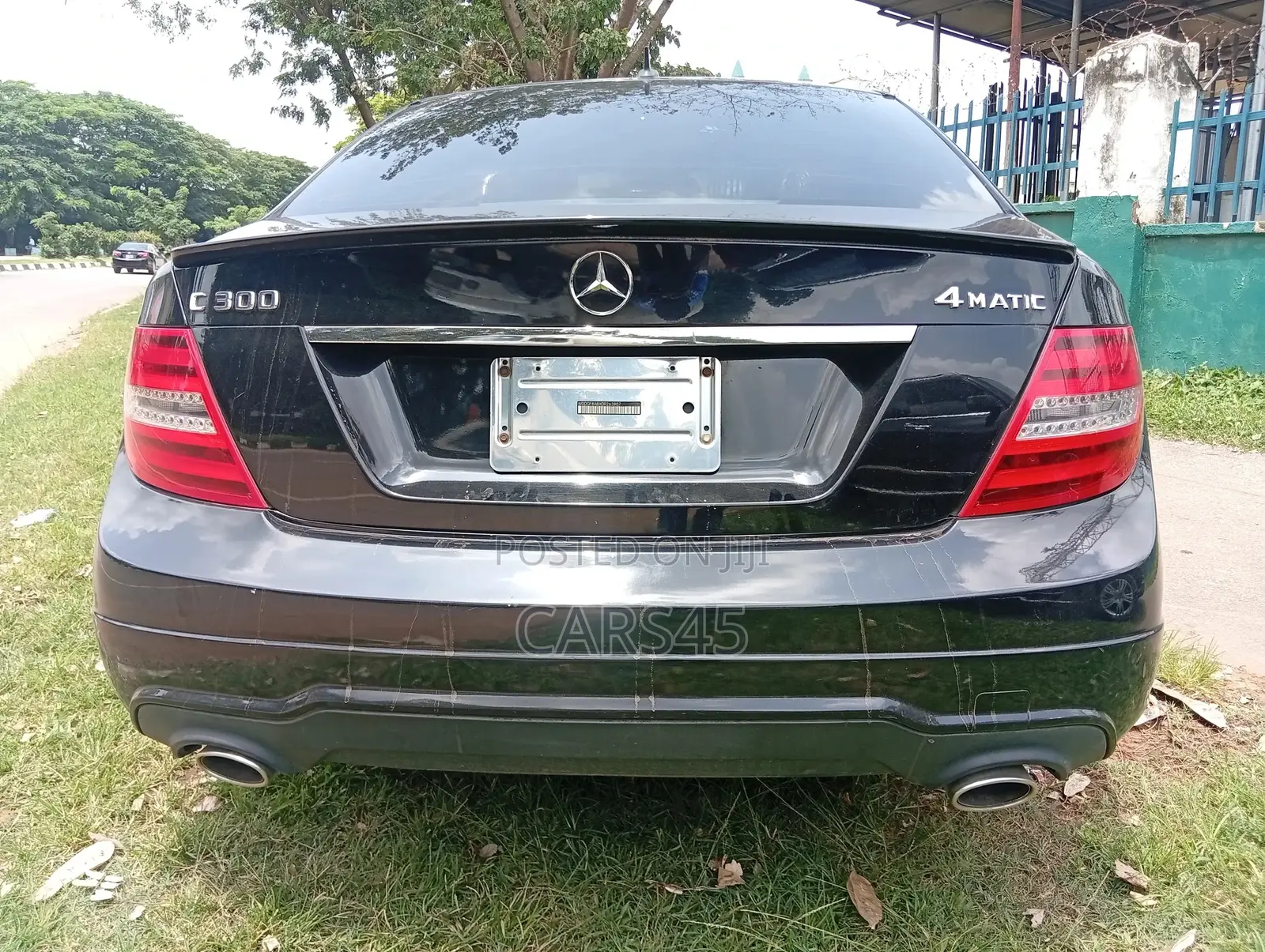 Mercedes-Benz C300 2013 Black