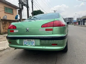 Peugeot 607 2010 Green