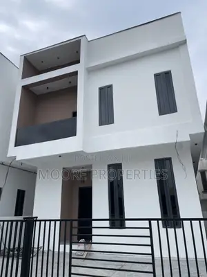 4bdrm Duplex in Thomas Estate for sale