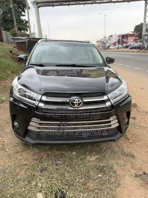 Toyota Highlander XLE 4dr SUV (3.5L 6cyl 6A) 2015 Black