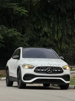 Mercedes-Benz GLA 250 2023 White