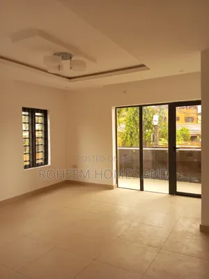 5bdrm Duplex in Secured Estate, Magodo Isheri for sale