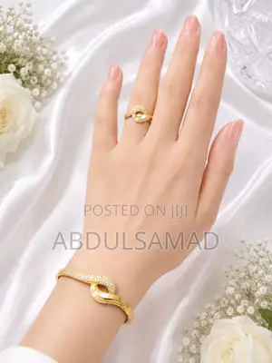Elegant Gold Ring Bracelet Set – ₦6,000 