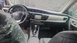 Toyota Corolla 2016 Silver