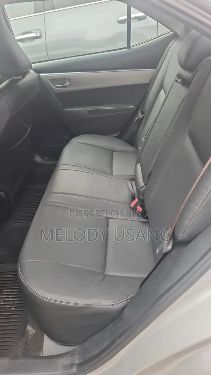 Toyota Corolla 2016 Silver