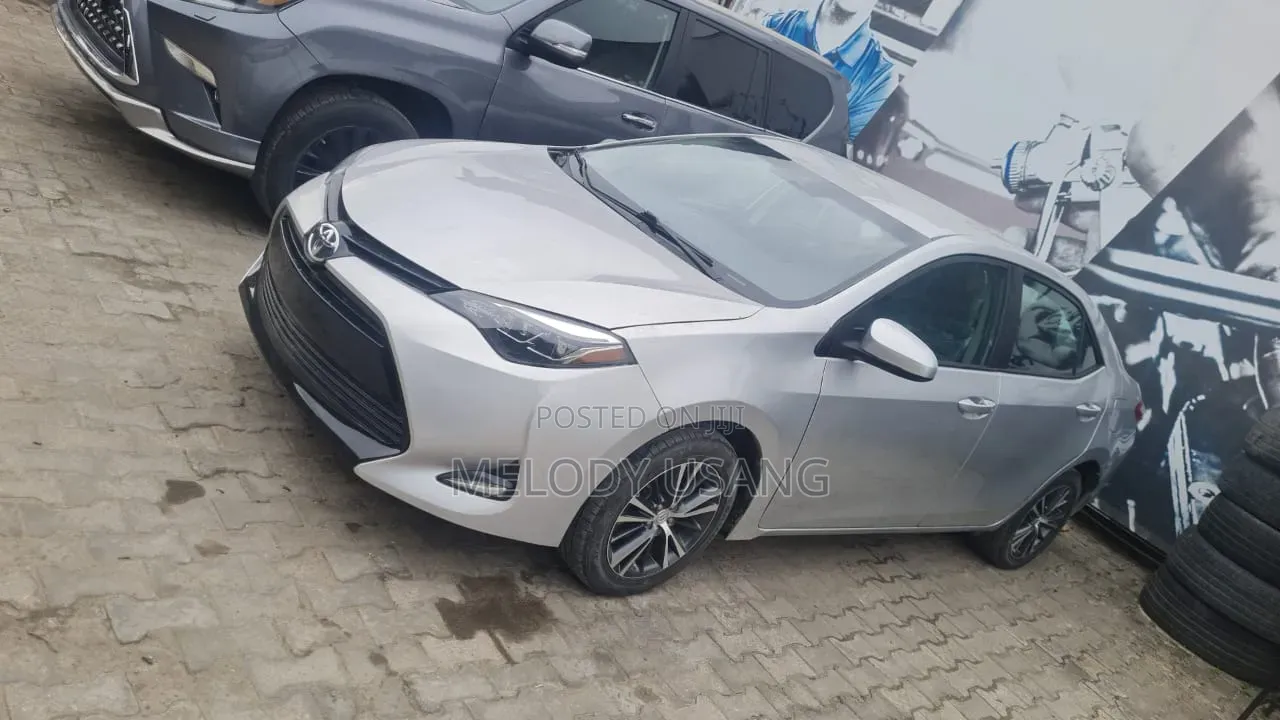 Toyota Corolla 2016 Silver