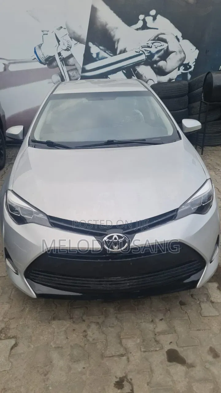 Toyota Corolla 2016 Silver