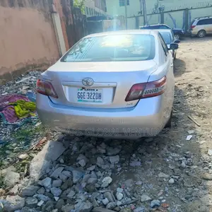 Toyota Camry 2008 Silver