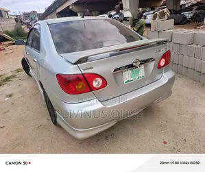 Toyota Corolla 2005 Silver