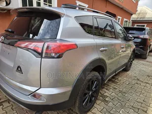 Toyota RAV4 2018 Silver