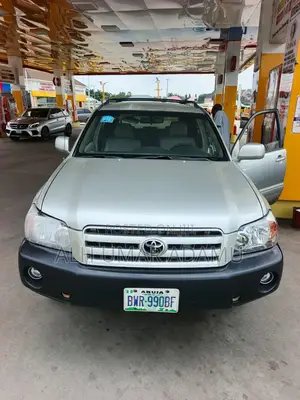 Toyota Highlander 2005 Silver