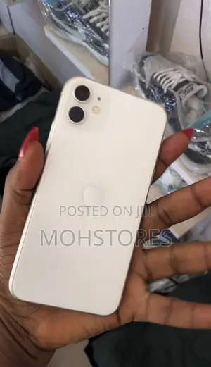 Apple iPhone 11 64 GB White
