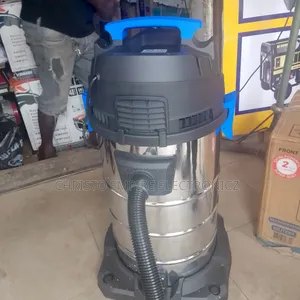 Industrial Vacuum Cleaner